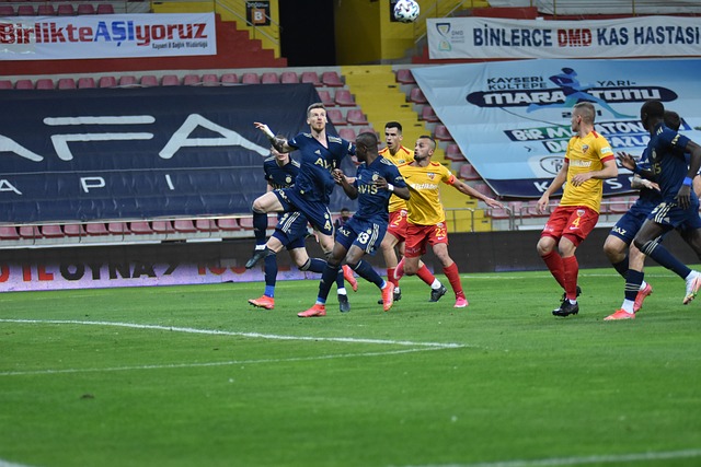 持续亏损5年，曼联俱乐部：为帮助恢复盈利，将裁员150至200人.